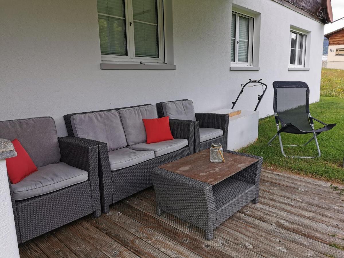 Tgesa Dutg Grond Apartamento Sedrun Exterior foto