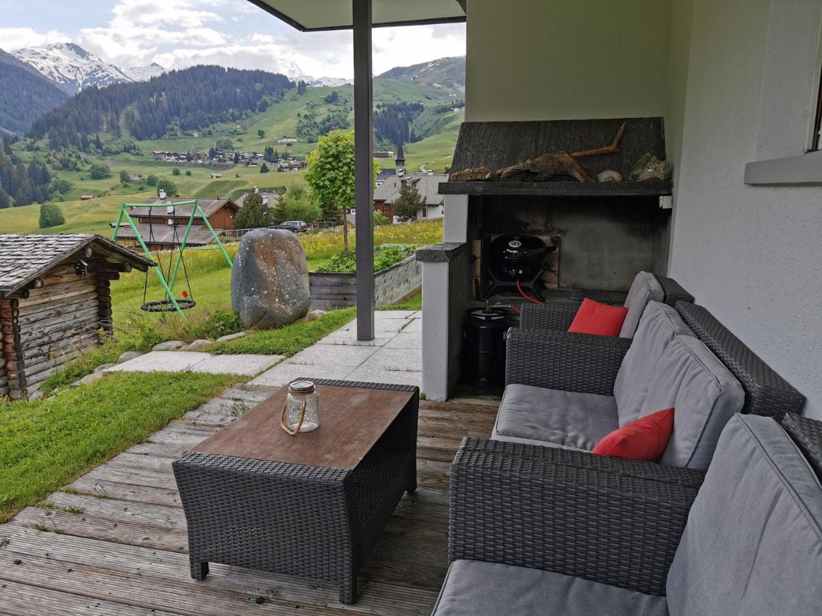 Tgesa Dutg Grond Apartamento Sedrun Exterior foto
